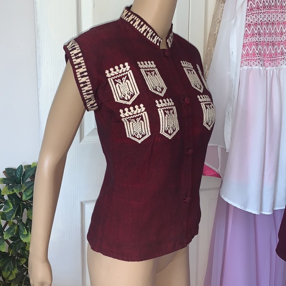 Burgundy embroidered mandarin collar sleeveless button down Ethnic shirt Top S - Picture 7 of 11